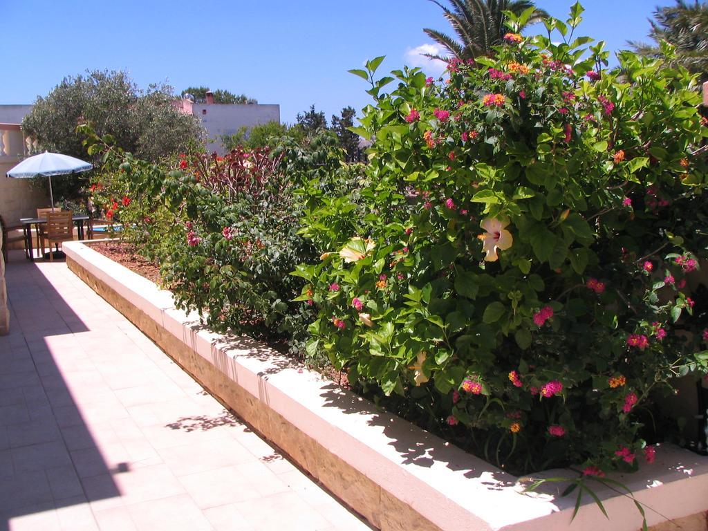 Tranquil Villa Apartments Units Mellieha Exterior photo